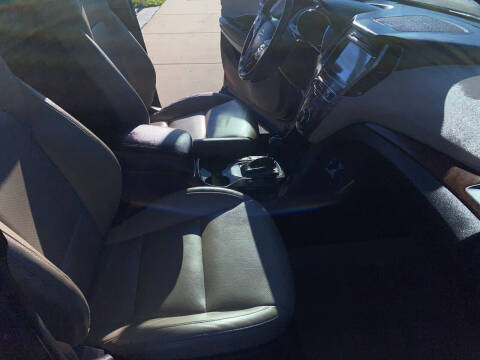 2017 Hyundai Santa Fe Limited Ultimate