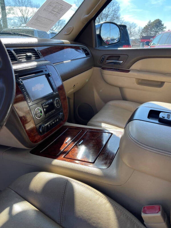 2013 Chevrolet Suburban LTZ