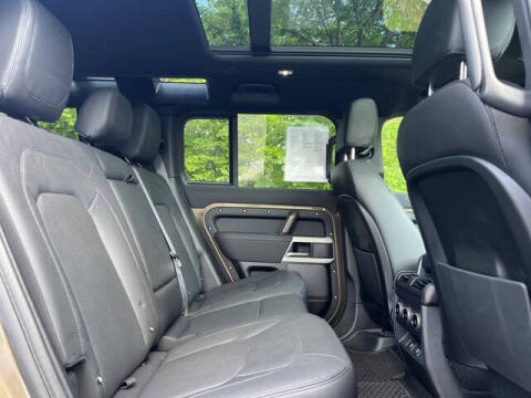 2023 Land Rover Defender