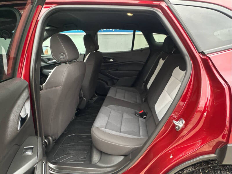 2025 Chevrolet Trax RS