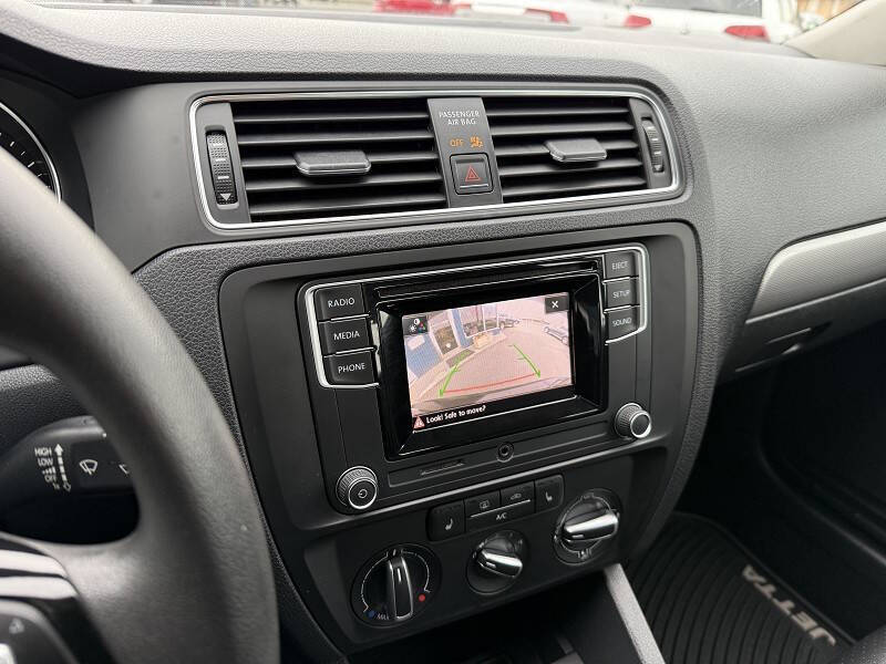 2018 Volkswagen Jetta