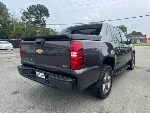 2010 Chevrolet Avalanche LS