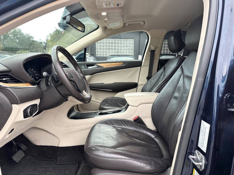 2016 Lincoln MKC Select