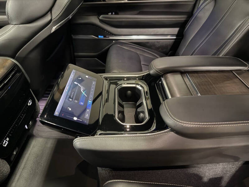 2022 Jeep Grand Wagoneer Series I