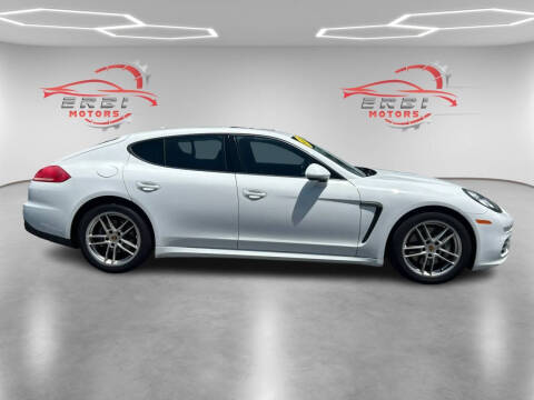 2015 Porsche Panamera