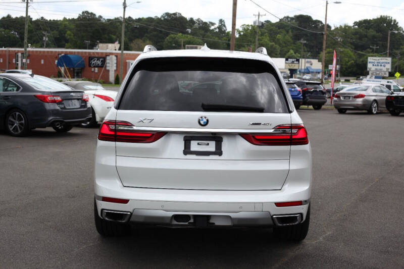 2022 BMW X7 40i photo 6