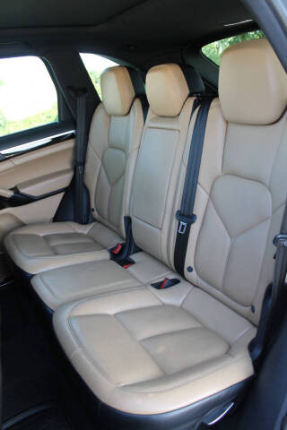 2018 Porsche Cayenne S