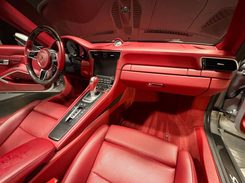 2017 Porsche 911