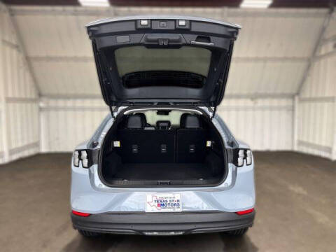 2025 Ford Mustang Mach-E Select