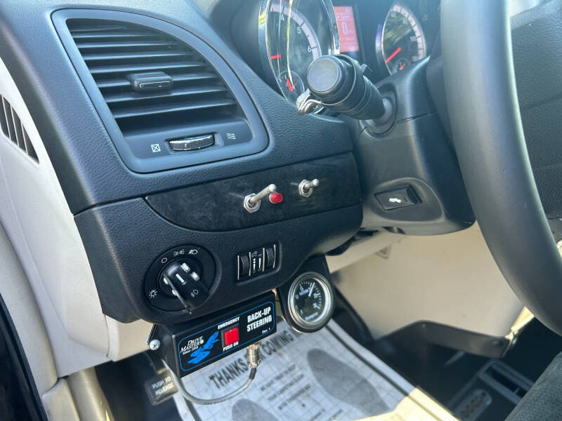 2012 Dodge Grand Caravan Crew