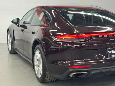 2022 Porsche Panamera