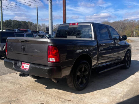 2018 RAM 1500 Big Horn