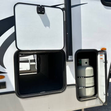 2022 Keystone RV COUGAR 32 BHS