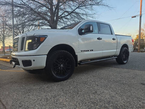 2018 Nissan Titan SV