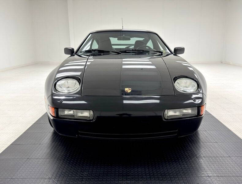 1989 Porsche 928 S4