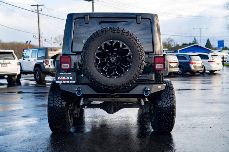 2017 Jeep Wrangler Unlimited Smoky Mountain