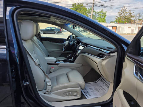 2013 Cadillac XTS Luxury Collection