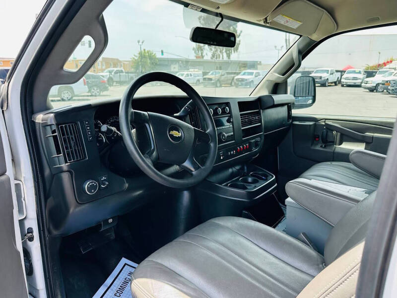 2016 Chevrolet Express 2500