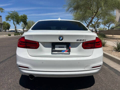 2017 BMW 3 Series 320i