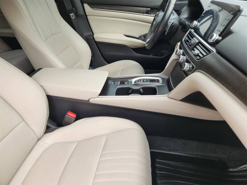 2022 Honda Accord Hybrid EX-L