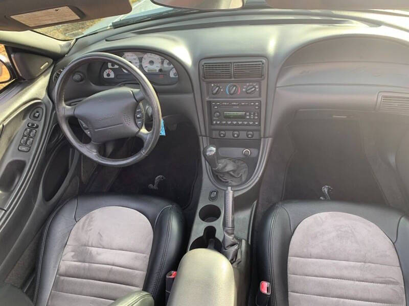 2001 Ford Mustang SVT Cobra