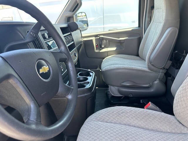 2021 Chevrolet Express 2500