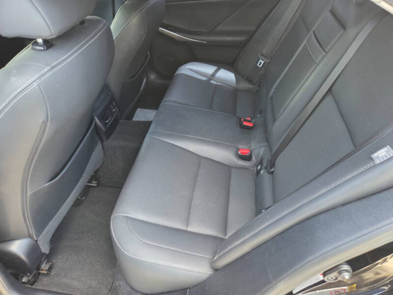 2015 Lexus IS 250