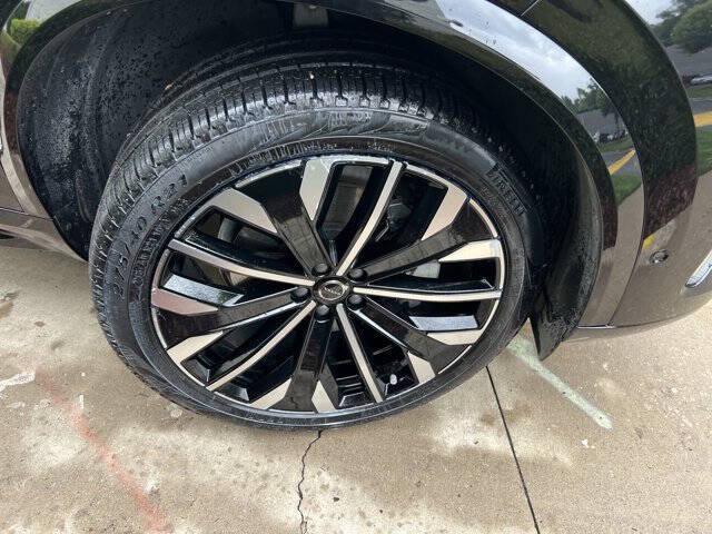 2025 Volvo XC90 B6 Plus Bright Theme 6P