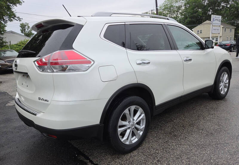 2016 Nissan Rogue SV