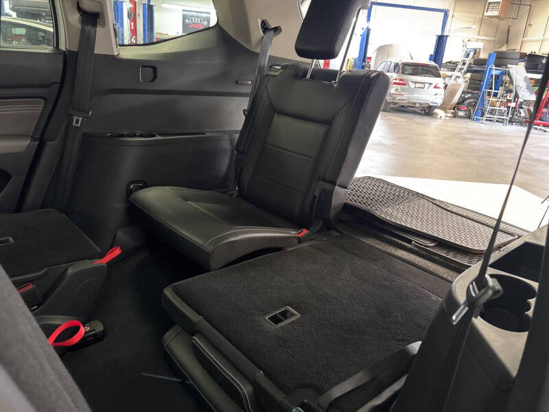 2023 Volkswagen Atlas V6 SE