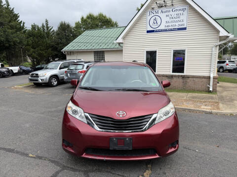 2011 Toyota Sienna LE 8-Passenger
