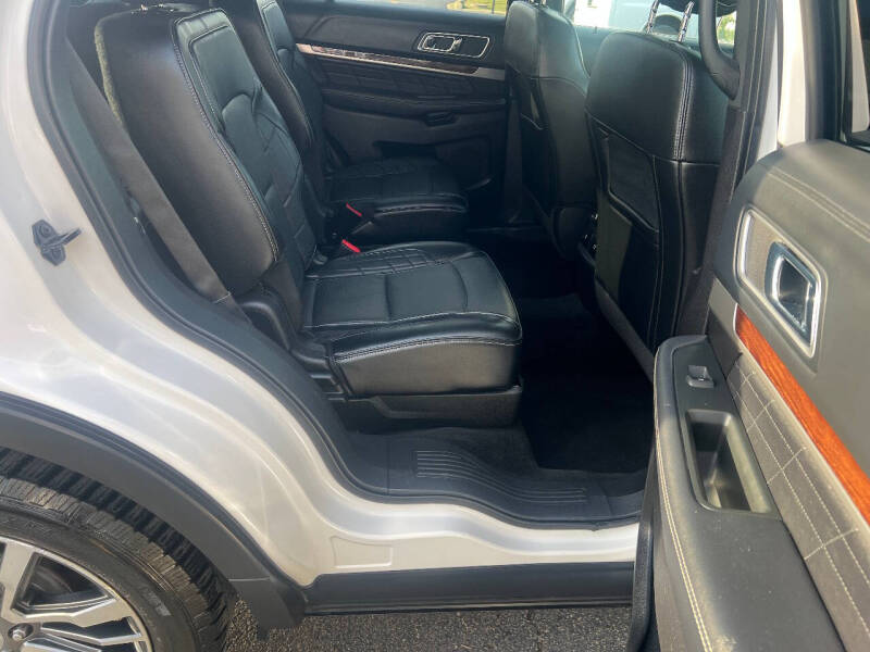 2016 Ford Explorer Platinum