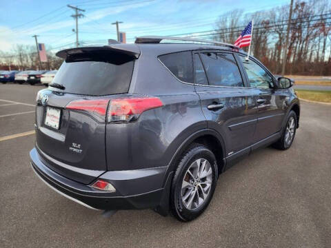 2017 Toyota RAV4 Hybrid XLE