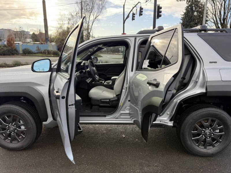 2025 Toyota 4Runner SR5