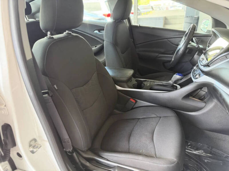 2017 Chevrolet Volt LT