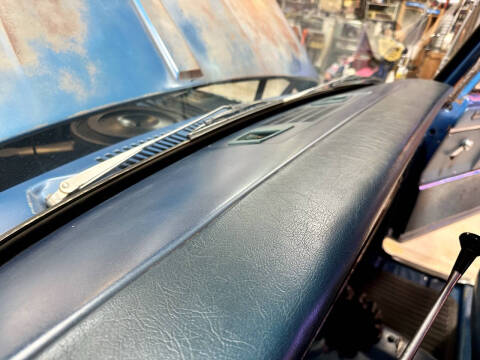 1970 Dodge D200 Pickup