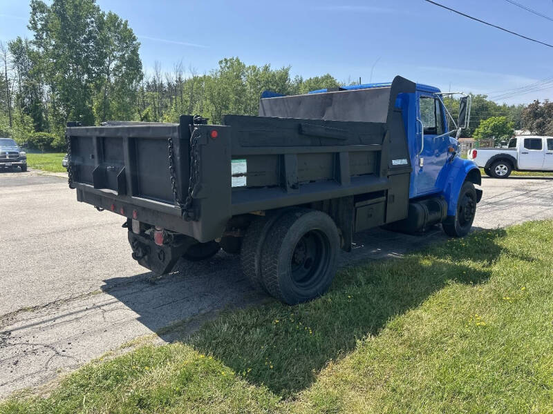 2002 International 4700