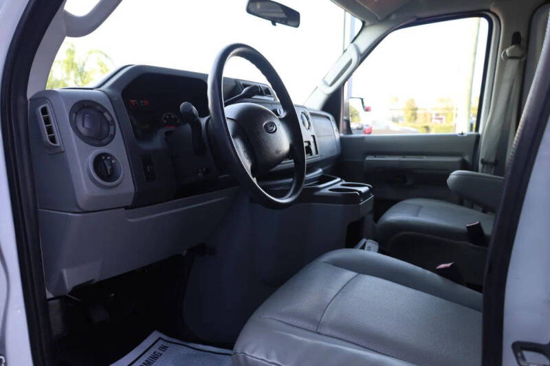 2012 Ford E-Series E-250