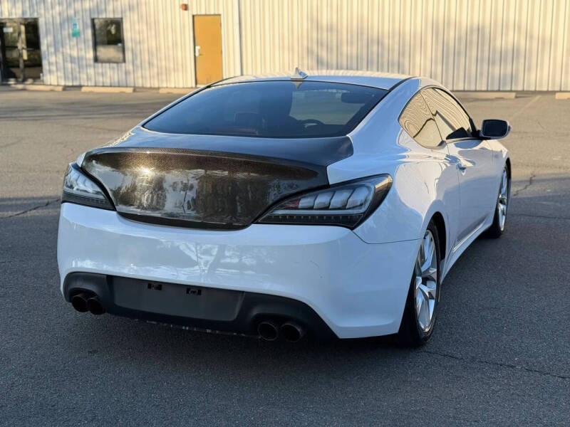 2016 Hyundai Genesis Coupe