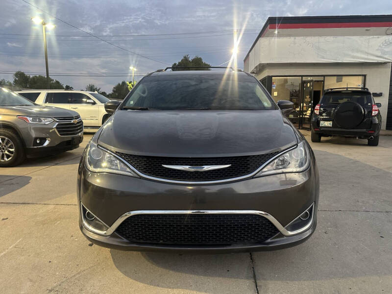 2018 Chrysler Pacifica Touring L