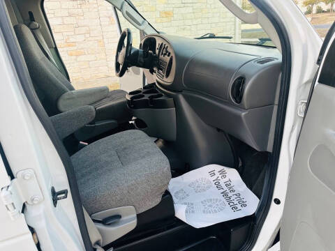 2008 Ford E-Series E-250 SD