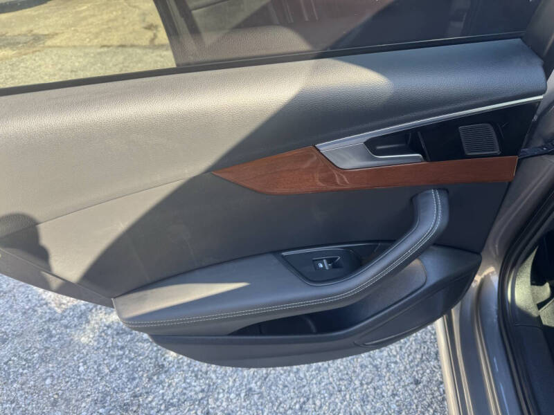 2021 Audi A4 quattro Premium Plus 40 TFSI