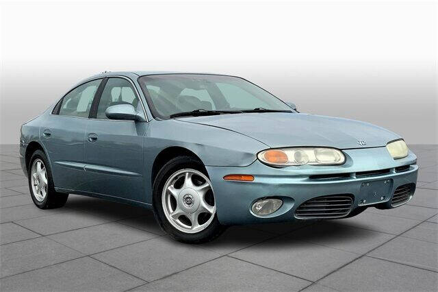 2003 Oldsmobile Aurora for sale in Flint, MI