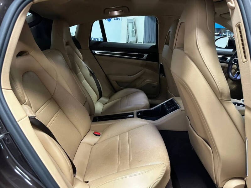 2018 Porsche Panamera