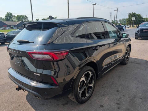 2023 Ford Escape ST-Line Select