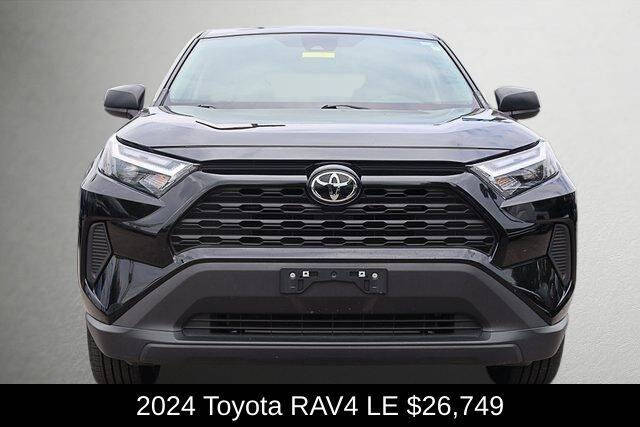 2024 Toyota RAV4 LE