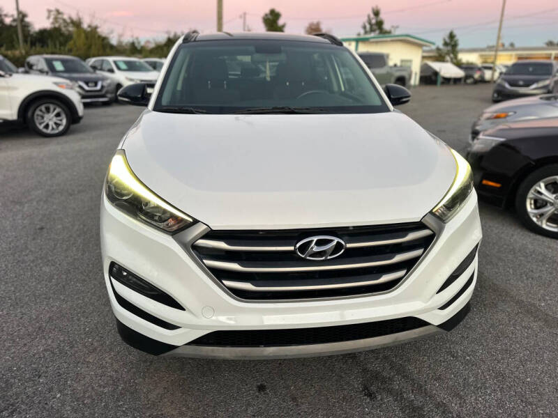 2017 Hyundai Tucson Night's photo