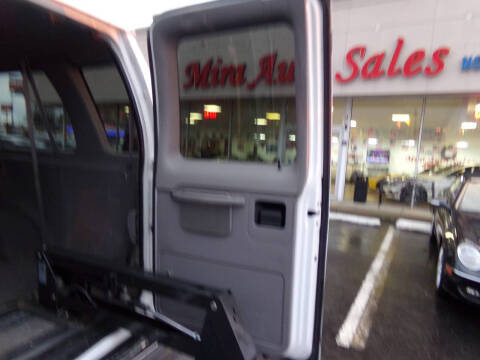 2001 Ford E-Series E-350 SD XL