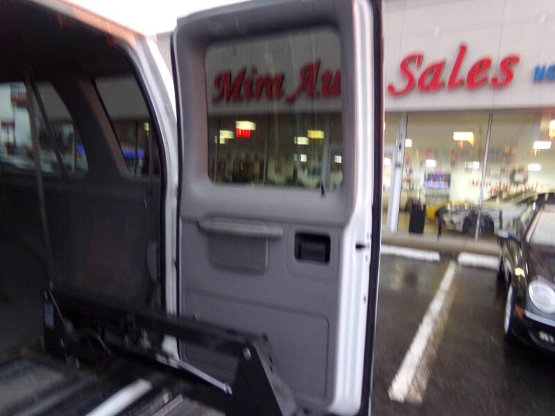 2001 Ford E-Series E-350 SD XL