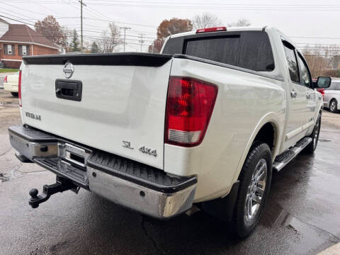 2014 Nissan Titan SL
